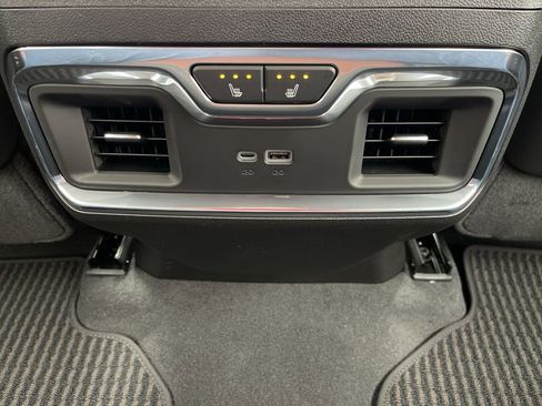 New 2026 GMC Sierra 3500 Denali Ultimate image 22