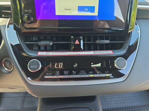 New 2026 Toyota Corolla SE FWD image 19