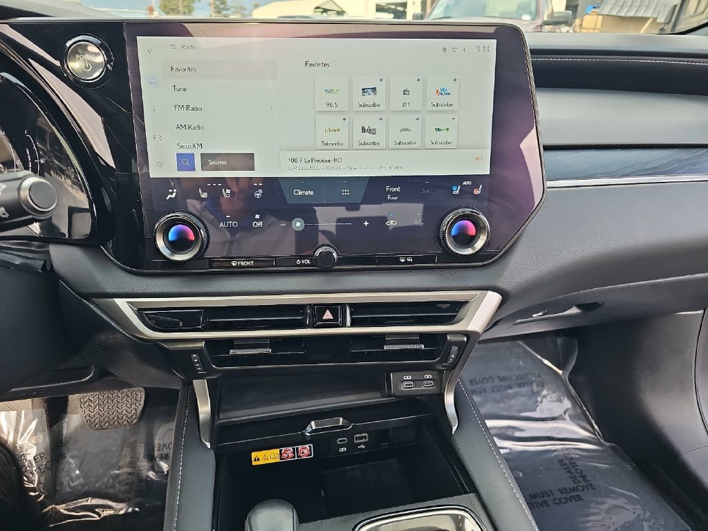 Used 2023 Lexus RX 350 w/ Cold Area Package AWD/4WD image 20