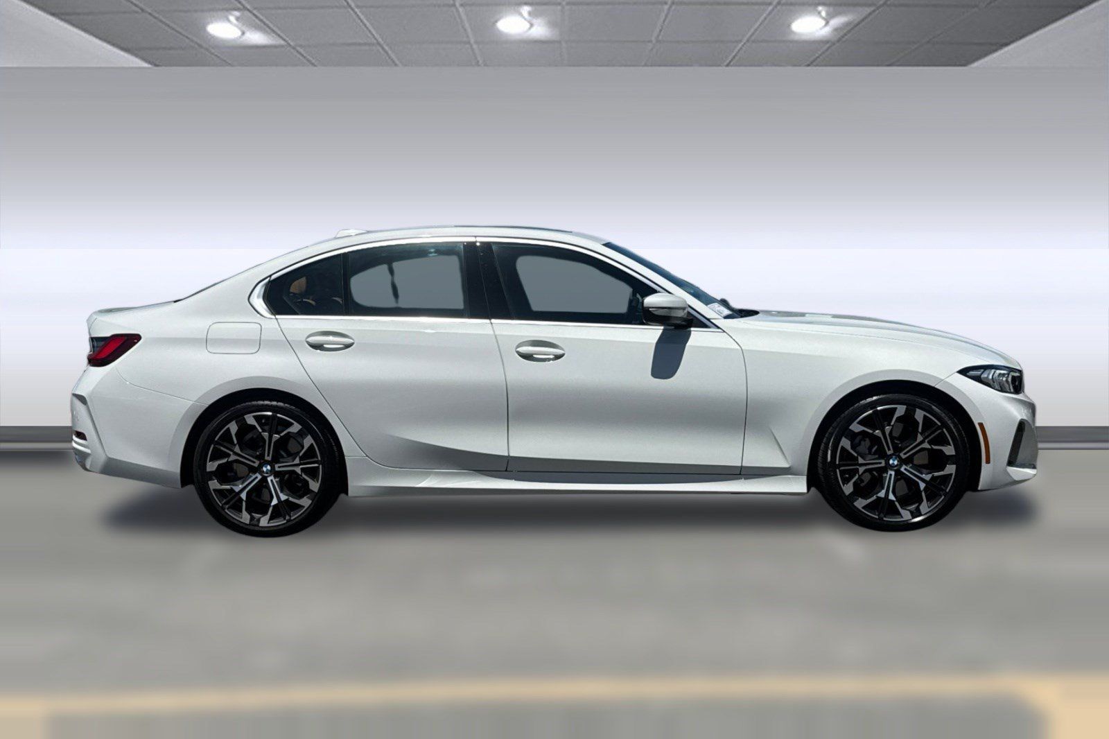 Used 2026 BMW 330i Sedan w/ Premium Package RWD image 8