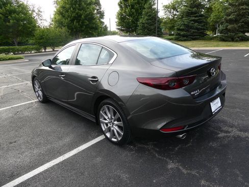 Used 2020 MAZDA MAZDA3 AWD Sedan w/ Select Package image 7