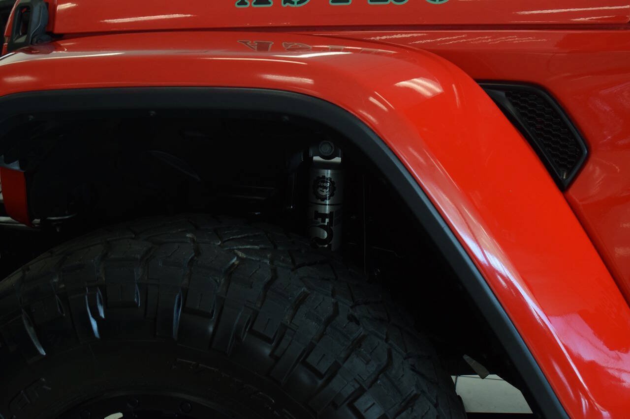 Used 2020 Jeep Gladiator Rubicon AWD/4WD image 10