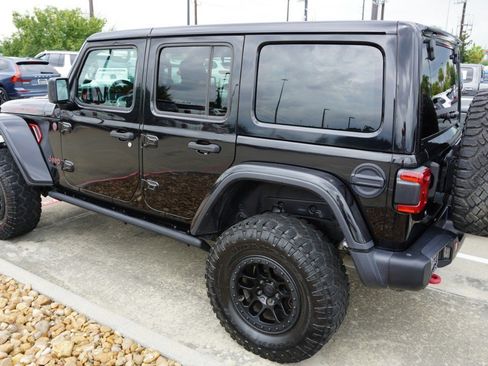 Used 2018 Jeep Wrangler Unlimited Rubicon AWD/4WD image 4