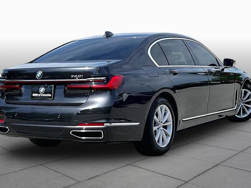 Used 2020 BMW 740i w/ Cold Weather Package RWD image 12