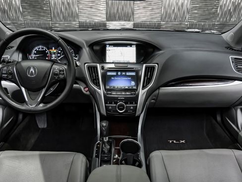 Used 2015 Acura TLX w/ Technology Package FWD image 11