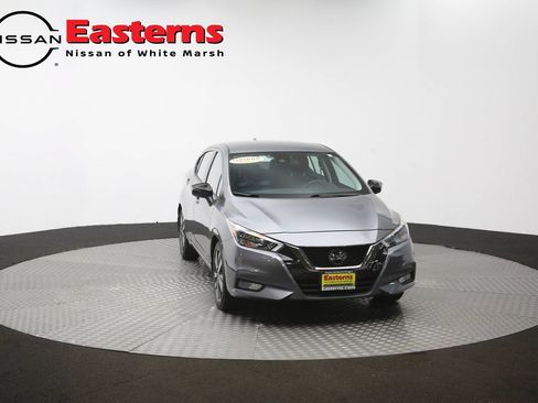 Used 2021 Nissan Versa SR FWD image 50