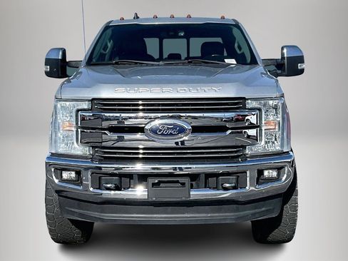 Used 2019 Ford F350 Lariat w/ Lariat Ultimate Package image 2