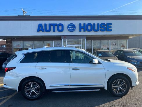 Used 2017 INFINITI QX60 AWD w/ Premium Plus Package image 9