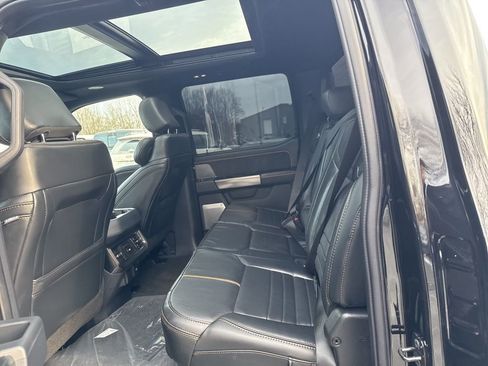 Used 2024 Ford F450 Platinum image 11