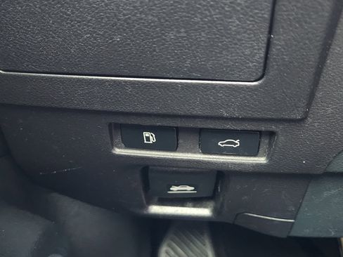 Used 2020 Lexus ES 300h w/ Premium Package image 28