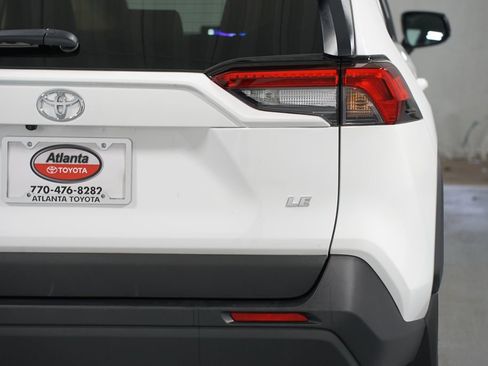 Certified 2025 Toyota RAV4 LE image 10