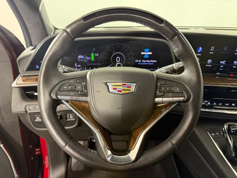 Used 2023 Cadillac Escalade Sport Platinum w/ LPO, ONYX Package AWD/4WD image 17