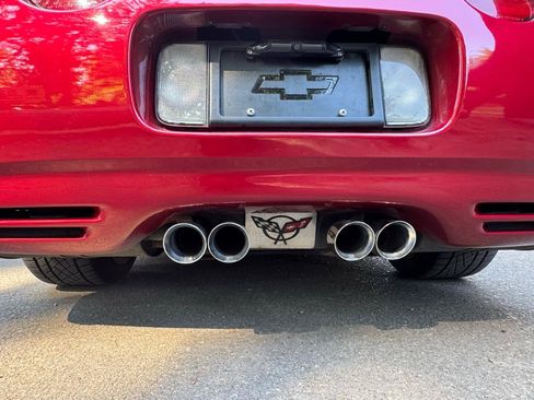 Used 2002 Chevrolet Corvette Coupe w/ Preferred Equipment Group1 RWD image 40