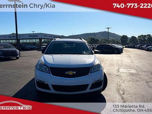 Used 2017 Chevrolet Traverse LS AWD/4WD image 2