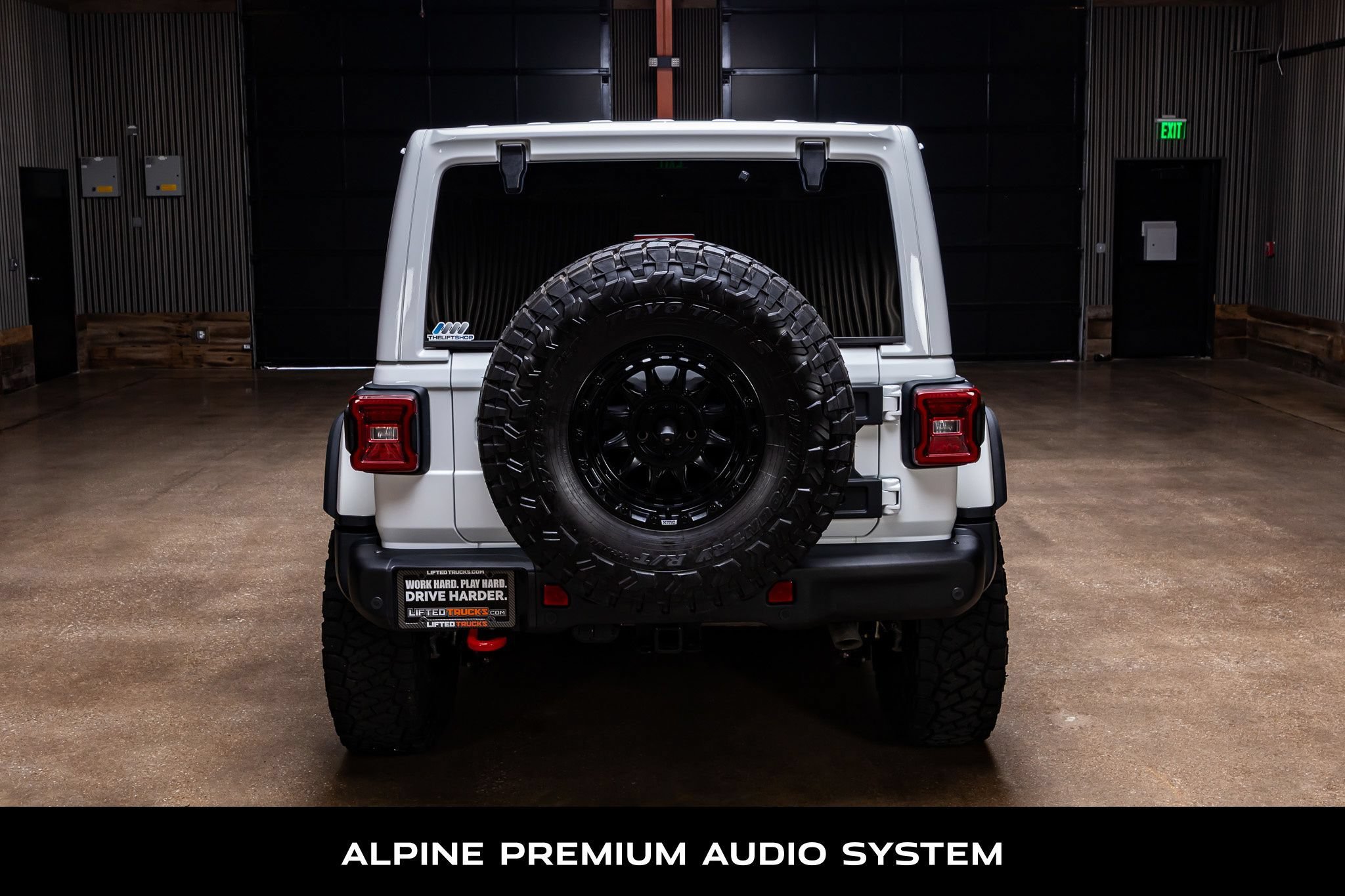 Used 2024 Jeep Wrangler Unlimited Rubicon AWD/4WD image 7