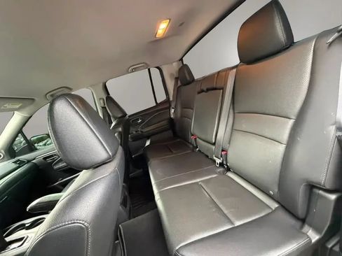 Used 2017 Honda Ridgeline RTL-T image 18