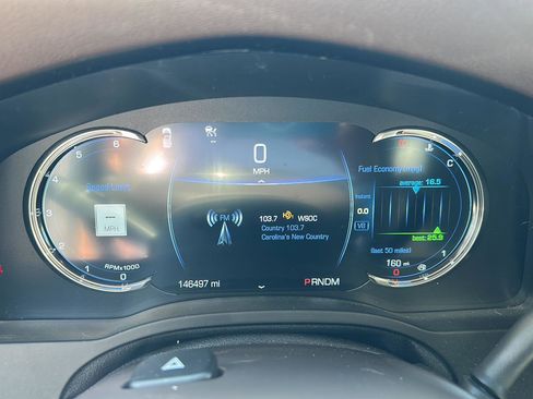 Used 2016 Cadillac Escalade ESV Premium AWD/4WD image 11