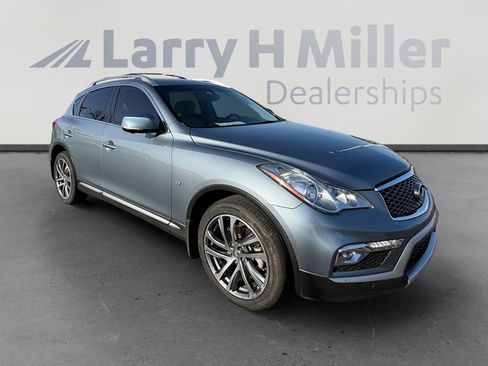 Used 2017 INFINITI QX50 2WD w/ Technology Package image 7
