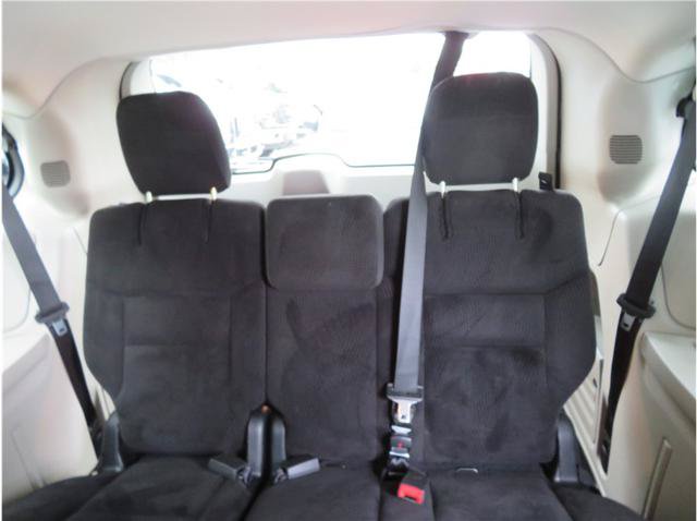 Used 2019 Dodge Grand Caravan SE FWD image 5