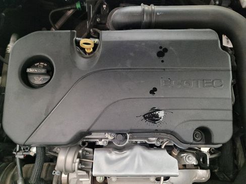 Used 2023 Chevrolet Malibu LT FWD image 30
