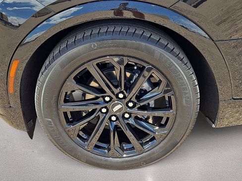 Used 2024 Cadillac Lyriq Sport RWD image 10