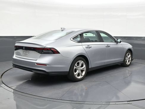 Used 2024 Honda Accord LX image 5
