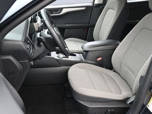 Certified 2022 Ford Escape SE w/ Convenience Package AWD/4WD image 10