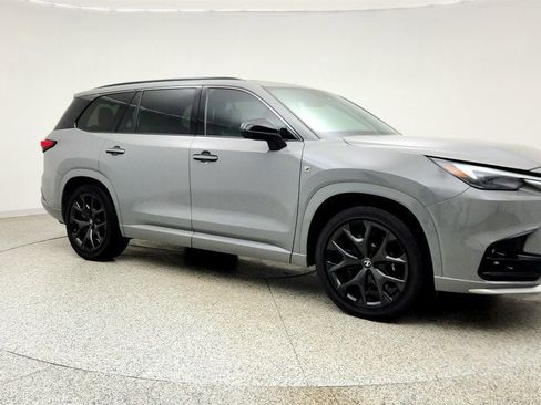 Used 2024 Lexus TX 500h AWD w/ Technology Package image 3