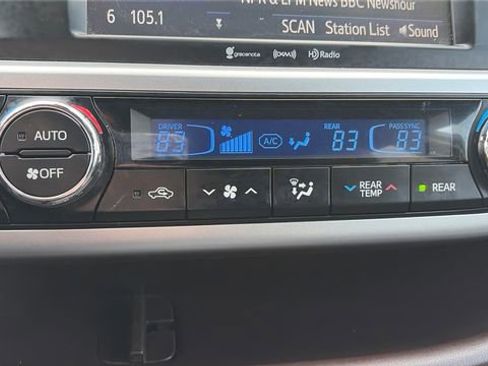 Used 2017 Toyota Highlander Plus image 28