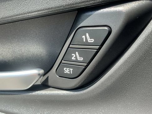 Certified 2024 Toyota Prius Prime Premium FWD image 31