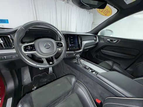Used 2019 Volvo XC60 T6 R-Design image 13