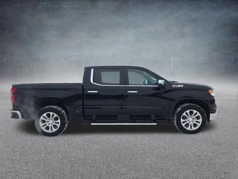 Used 2022 Chevrolet Silverado 1500 LTZ AWD/4WD image 10