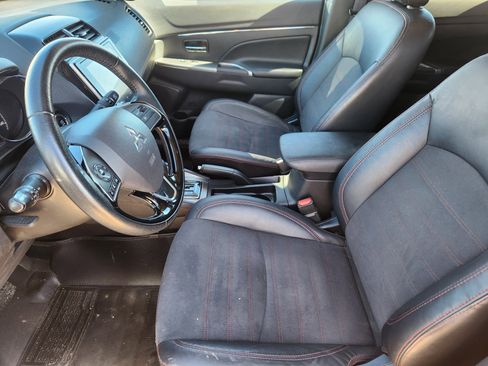 Used 2023 Mitsubishi Outlander Sport SE image 10