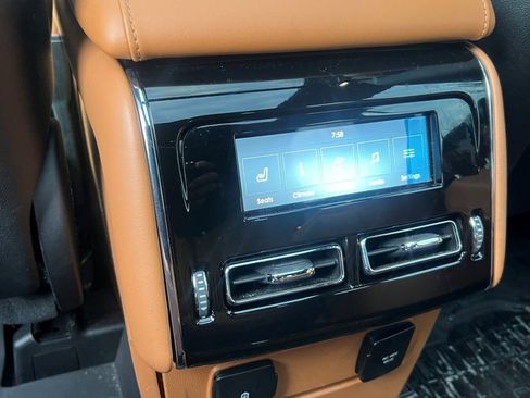 Used 2023 Lincoln Aviator Black Label Grand Touring w/ Class IV Trailer Tow Package image 18