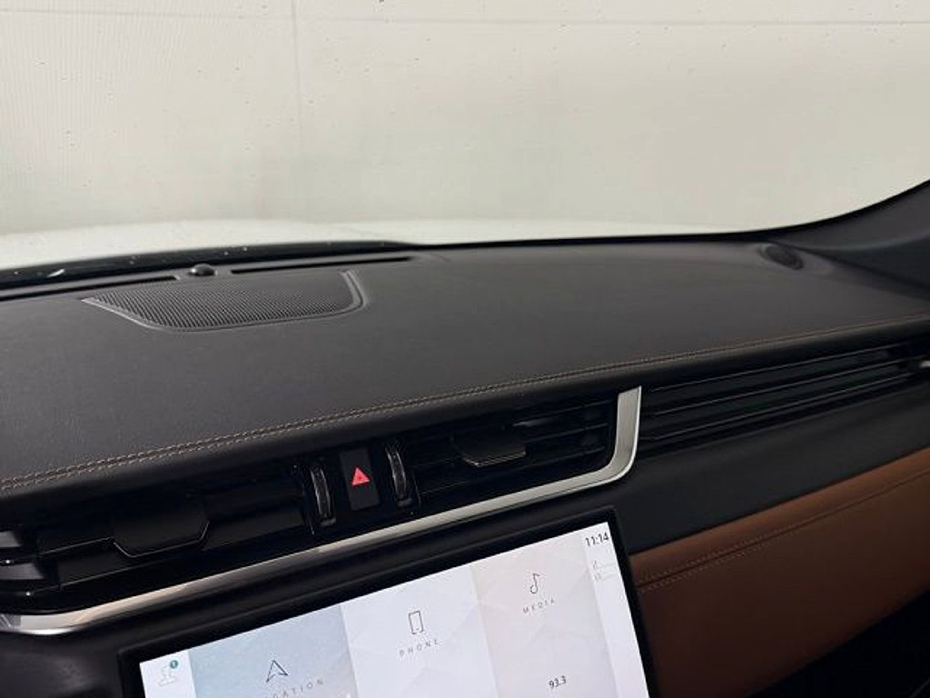 New 2026 Jaguar F-PACE R-Dynamic S AWD/4WD image 31