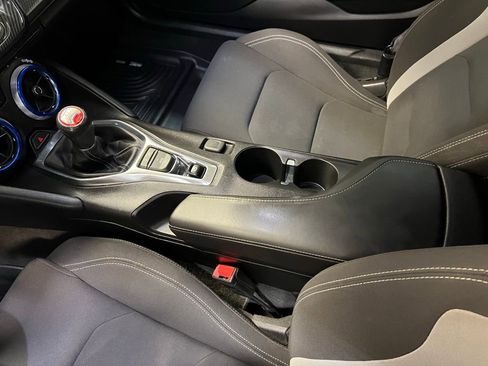 Used 2016 Chevrolet Camaro SS image 24