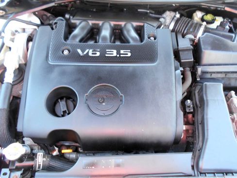 Used 2013 Nissan Altima 3.5 SL w/ Technology Pkg FWD image 24
