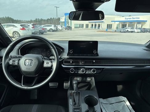 Used 2022 Honda Civic Sport image 10