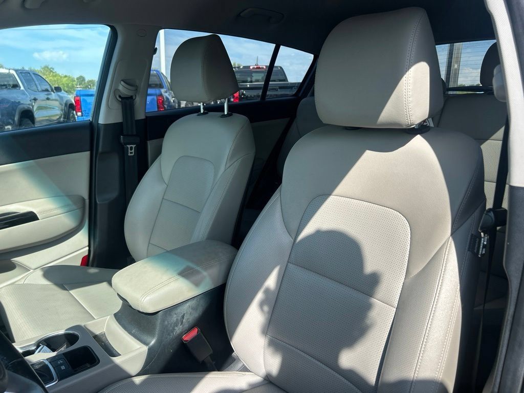 Used 2020 Kia Sportage EX FWD image 15