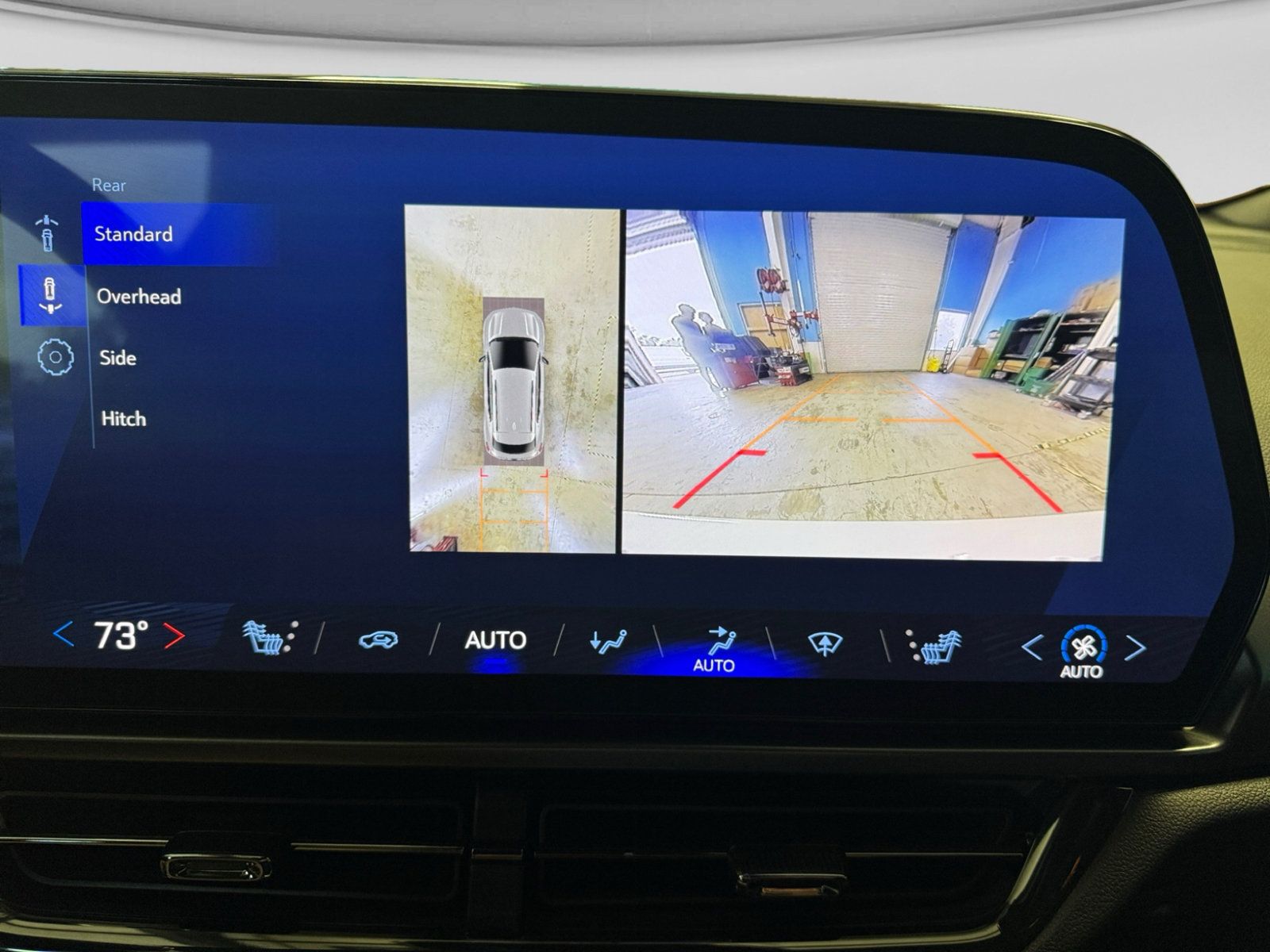 Used 2024 Chevrolet Equinox EV RS FWD image 14