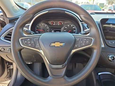 Used 2023 Chevrolet Malibu LT image 29
