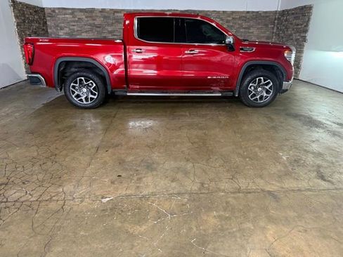 Used 2024 GMC Sierra 1500 SLT w/ SLT Premium Plus Package AWD/4WD image 4