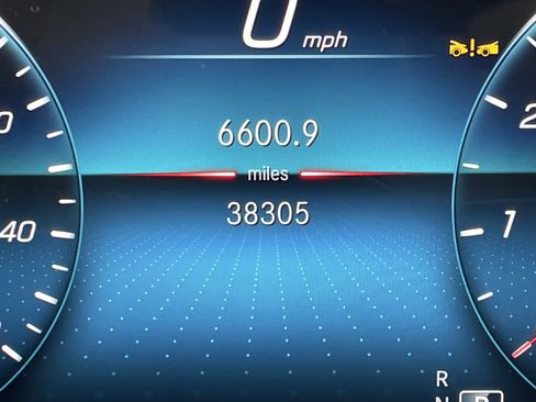 Certified 2023 Mercedes-Benz GLE 450 4MATIC image 25