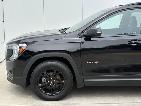 Used 2023 GMC Terrain AT4 AWD/4WD image 5