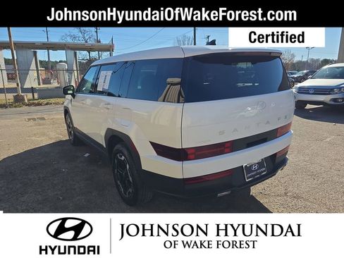 Used 2024 Hyundai Santa Fe SE image 15