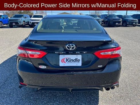 Used 2018 Toyota Camry SE w/ Convenience Package FWD image 20