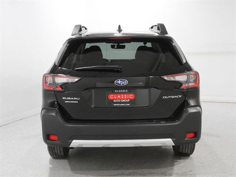 Used 2023 Subaru Outback Limited image 19