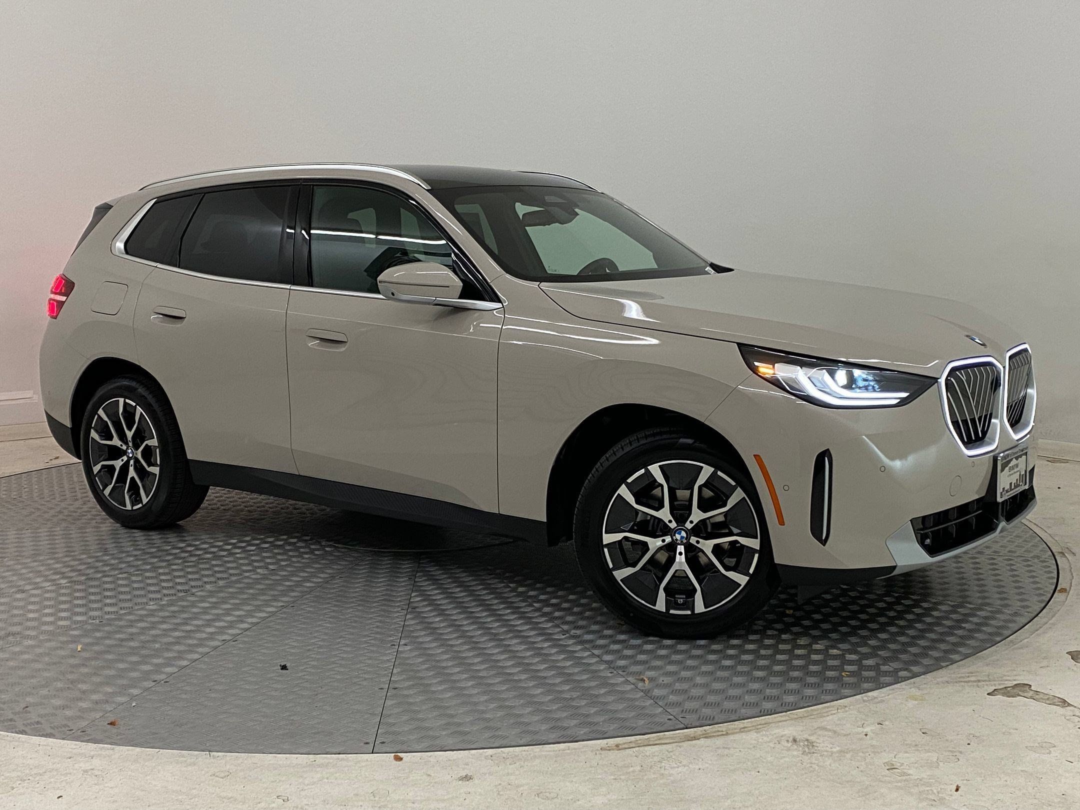 Used 2026 BMW X3 xDrive30i w/ Premium Package AWD/4WD image 6