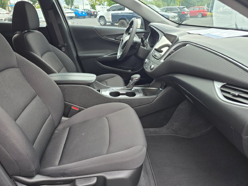 Used 2023 Chevrolet Malibu LT FWD image 6