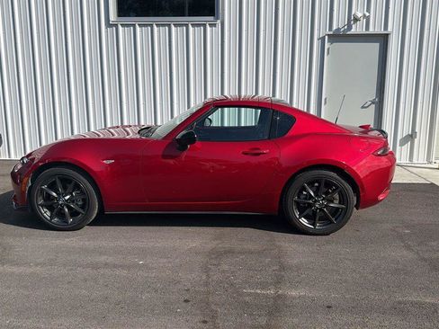 Used 2017 MAZDA MX-5 Miata RF Club RWD image 2
